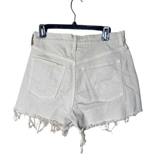 Old Navy Higher High-Waisted Button-Fly Sky-Hi A-Line Cut-Off Jean Shorts sz 8 - Picture 1 of 4